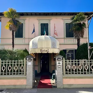 ** Otel Primavera İtalya